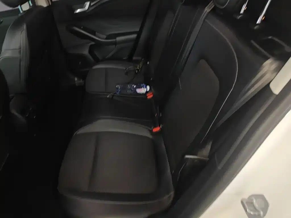 Ford Focus 2021 Hatchback EcoBoost 180 Automatic Trend Edition — миниатюра 17