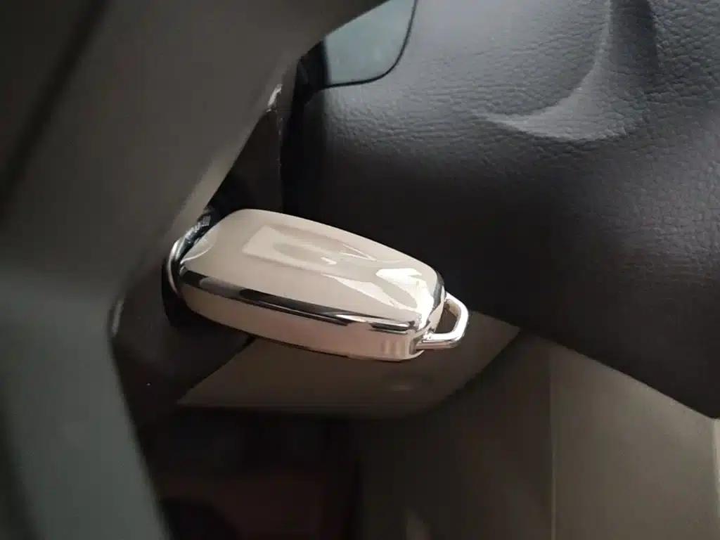 Ford Focus 2012 Sedan 1.6L Automatic Premium — миниатюра 15