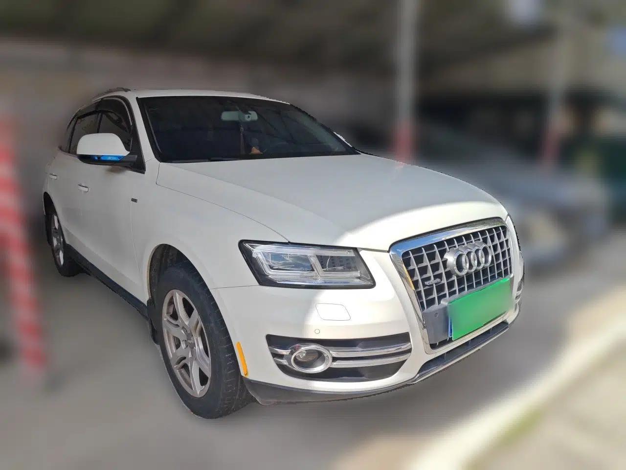 Audi Q5 2010 2.0TFSI Comfort Version — миниатюра 3