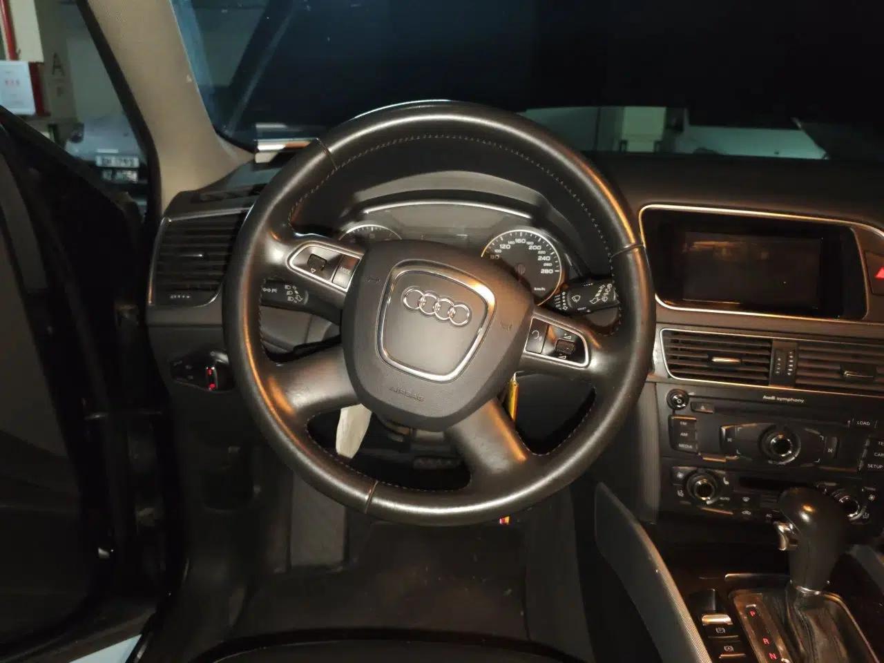 Audi Q5 2011 2.0TFSI Technology Model — миниатюра 10
