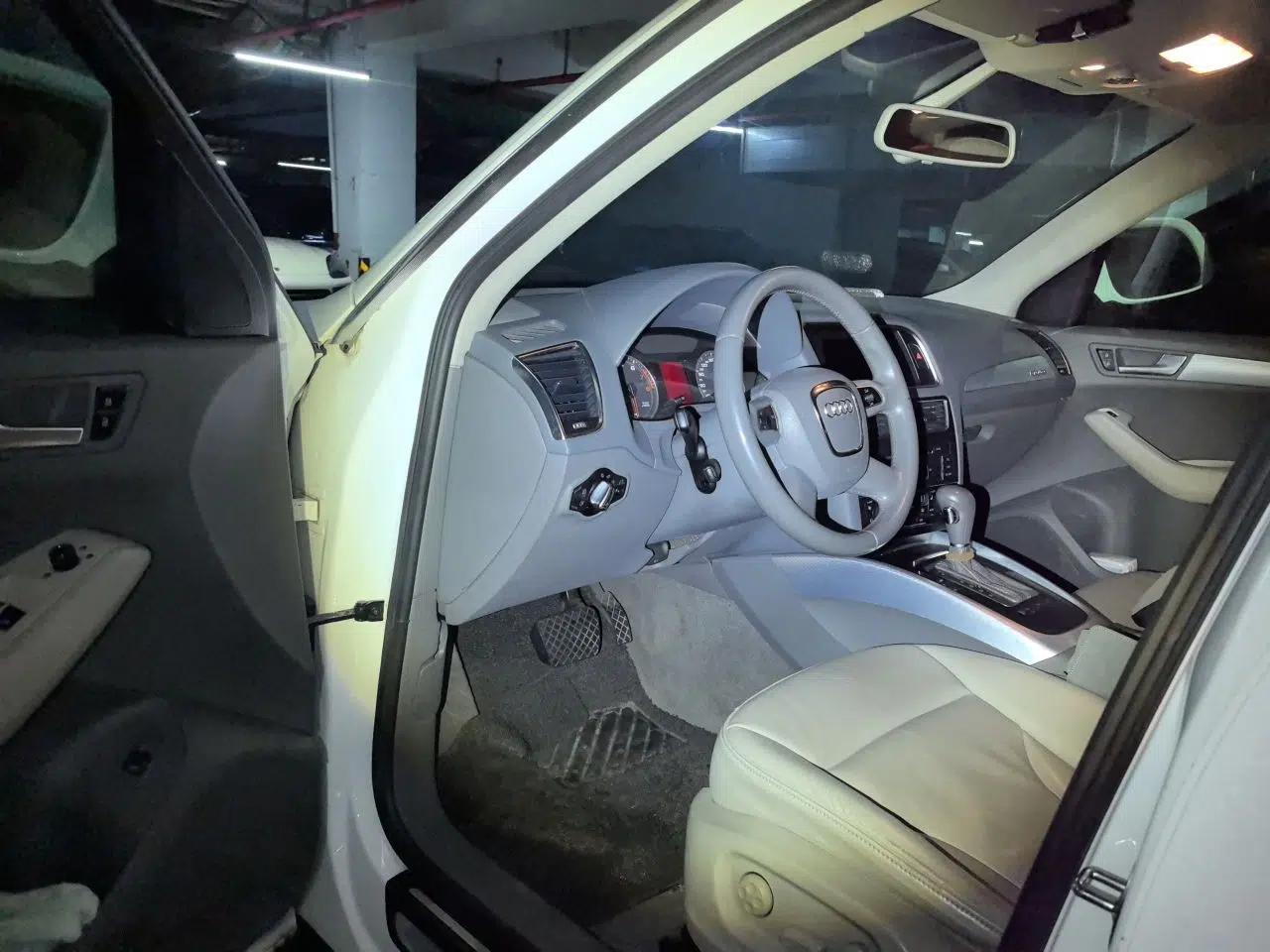 Audi Q5 2012 2.0TFSI Technology Model — миниатюра 16