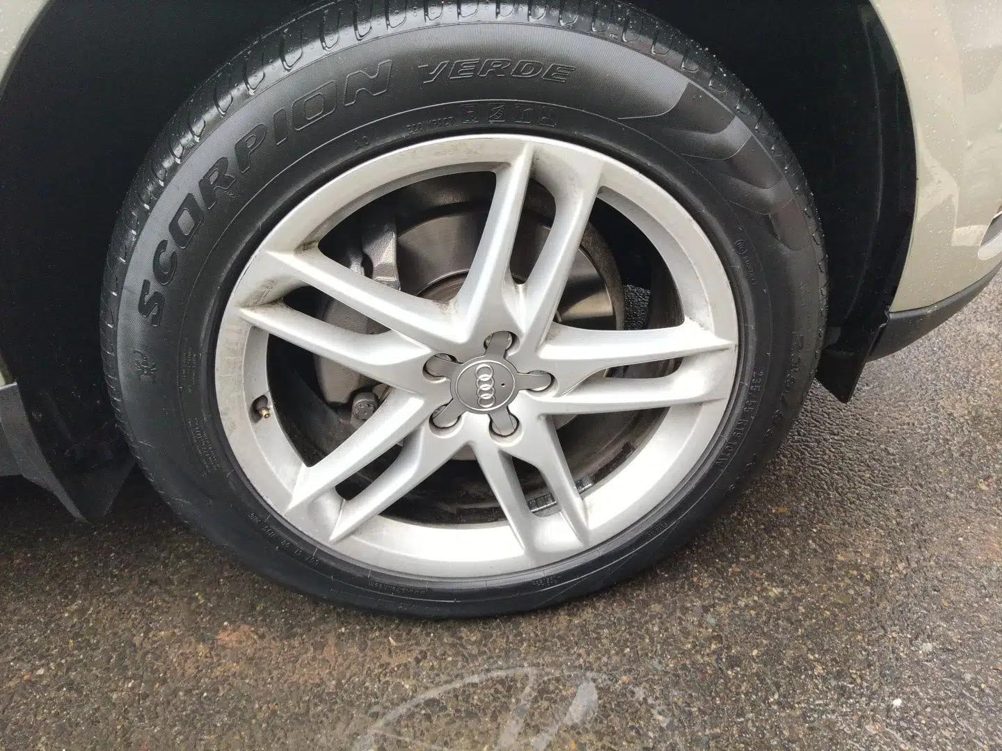 Audi Q5 2017 40 TFSI Comfort Model — миниатюра 8