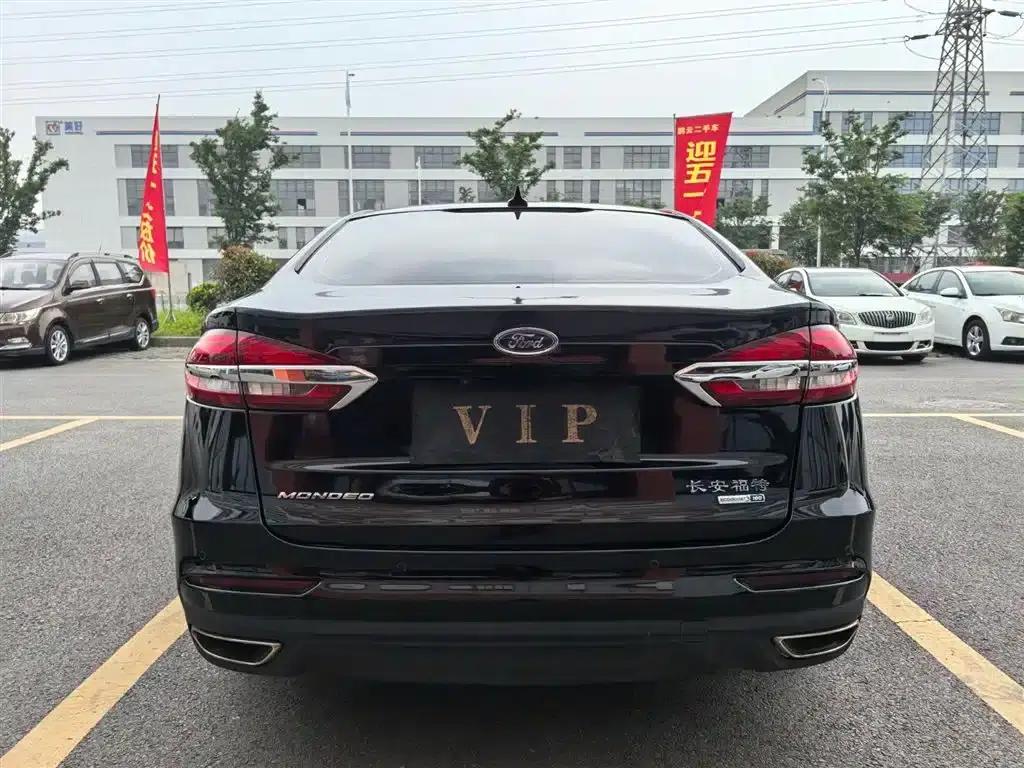 2018 Ford Mondeo EcoBoost 180 Fashion Edition — миниатюра 7