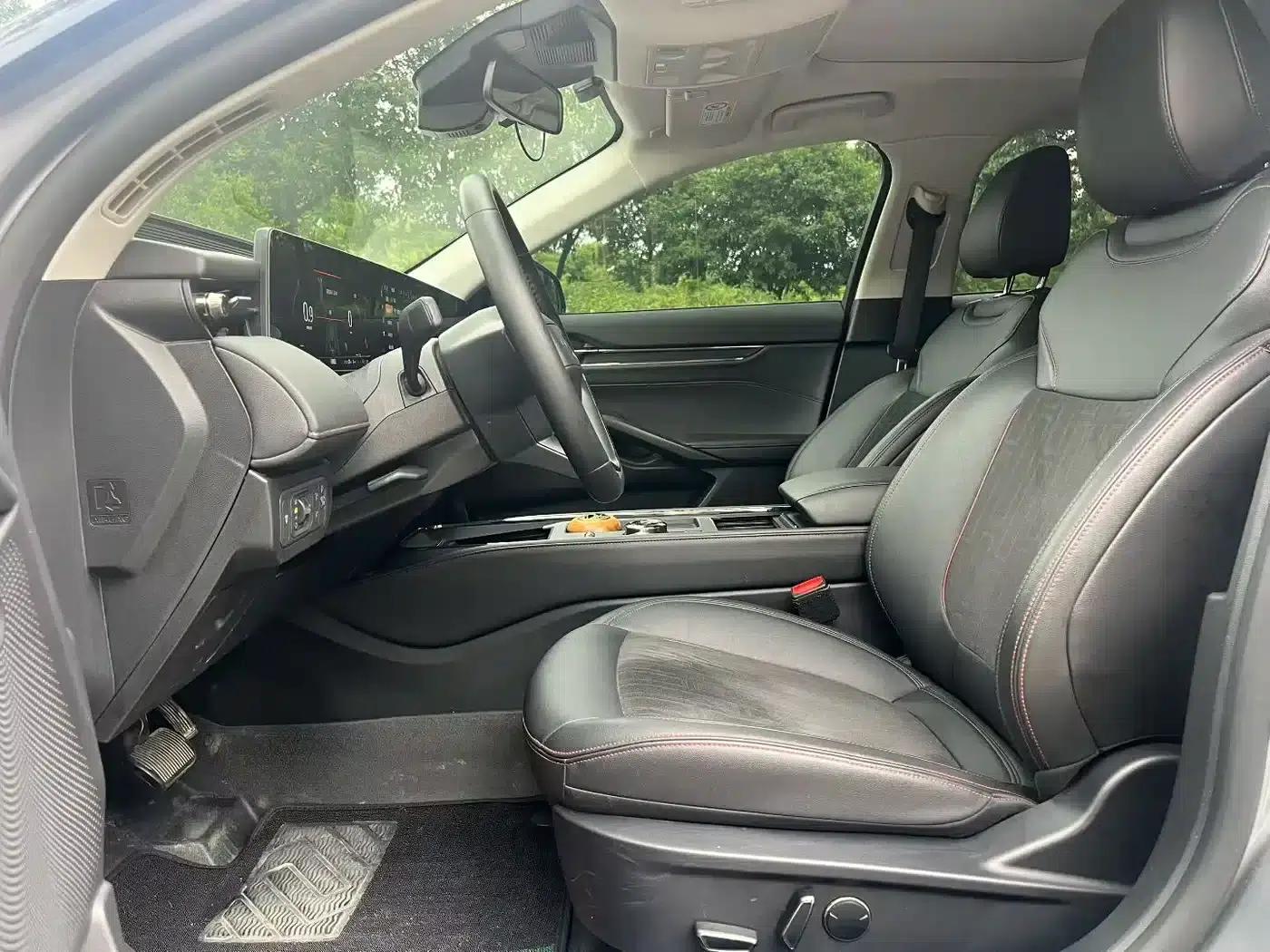 2022 Ford Mondeo EcoBoost 245 Luxury — миниатюра 4