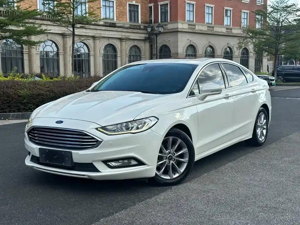 2017 Ford Mondeo EcoBoost 200 Fashion Edition — миниатюра 1