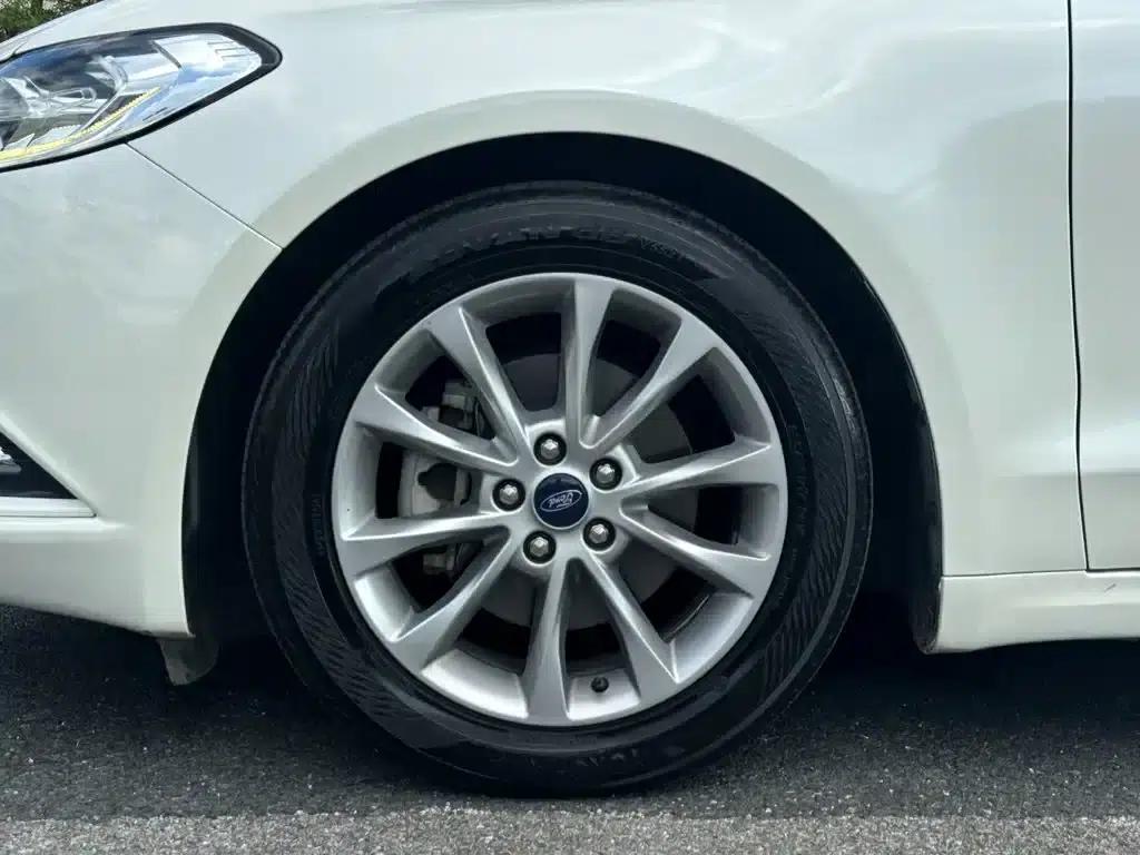 2017 Ford Mondeo EcoBoost 200 Fashion Edition — миниатюра 15