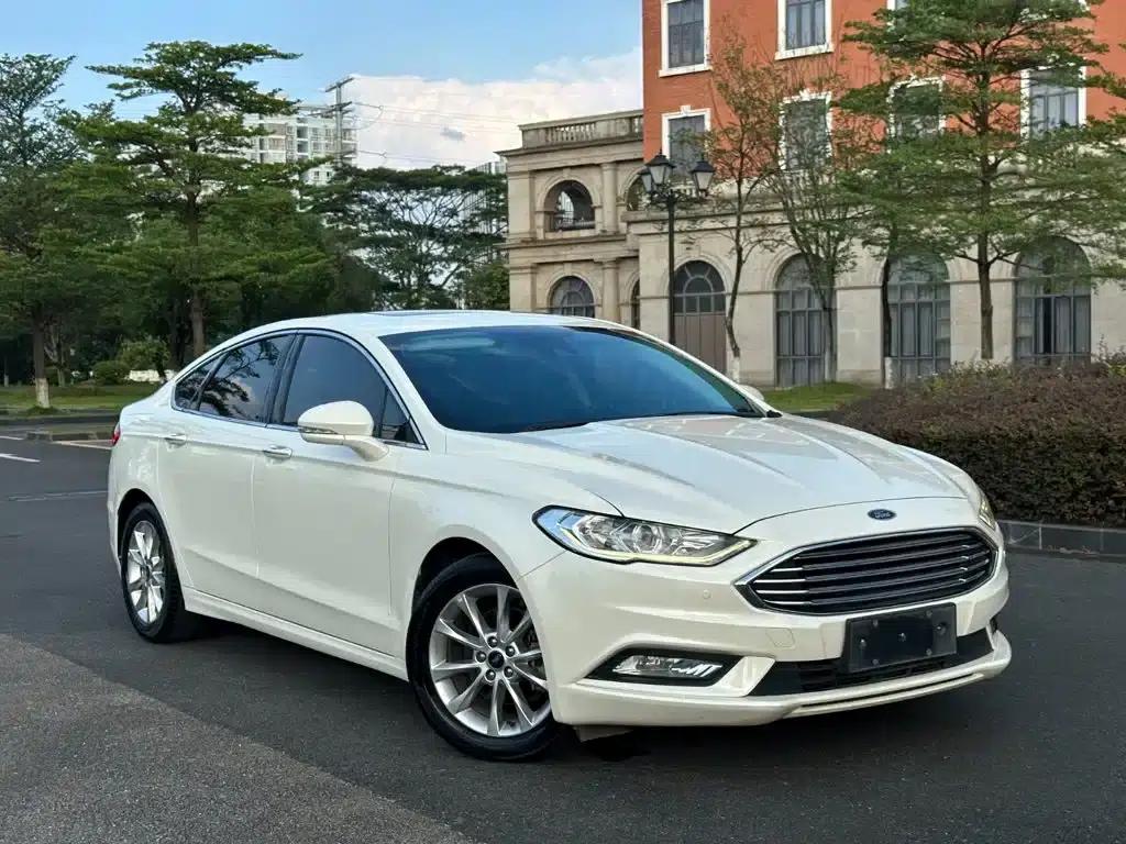 2017 Ford Mondeo EcoBoost 200 Fashion Edition — миниатюра 3