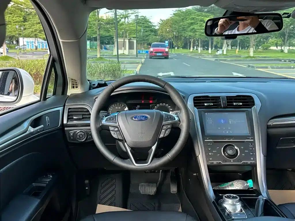 2017 Ford Mondeo EcoBoost 200 Fashion Edition — миниатюра 6