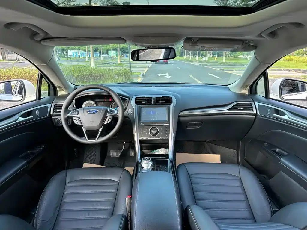 2017 Ford Mondeo EcoBoost 200 Fashion Edition — миниатюра 7