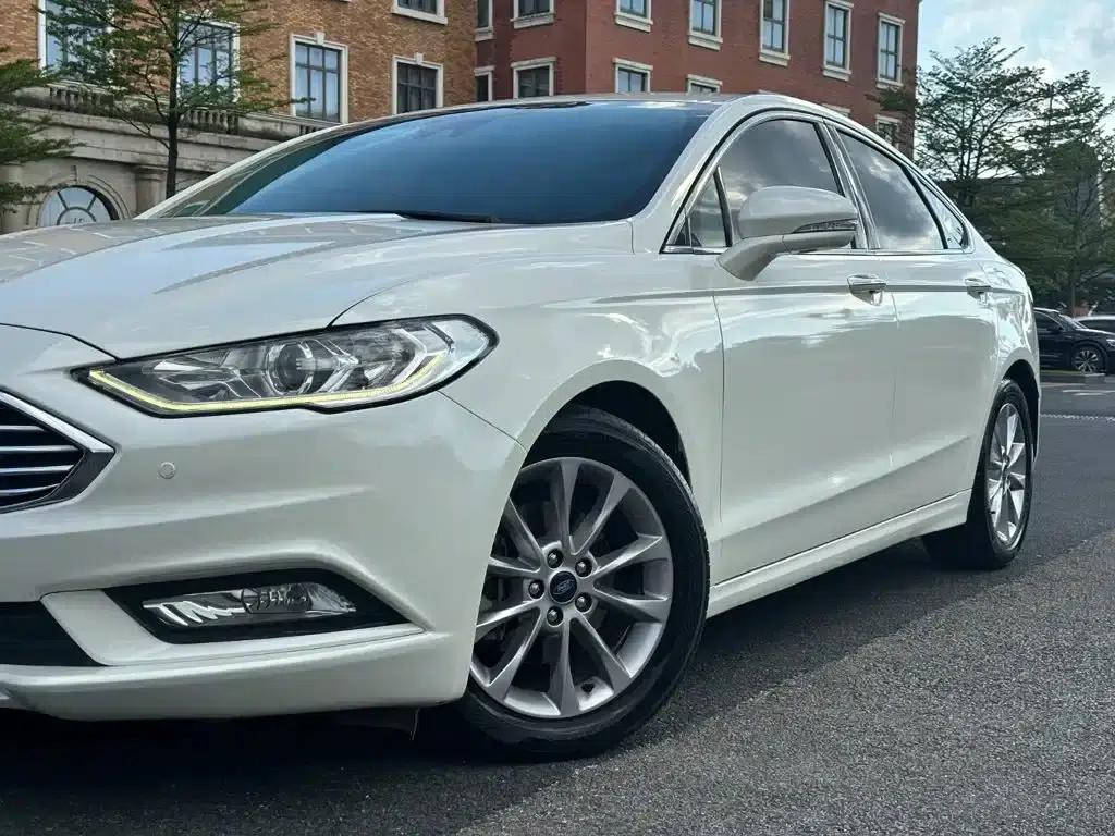 2017 Ford Mondeo EcoBoost 200 Fashion Edition — миниатюра 10