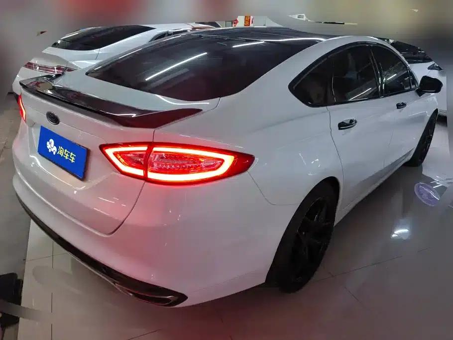 2013 Ford Mondeo 2.0L GTDi240 Luxury Sport — миниатюра 3
