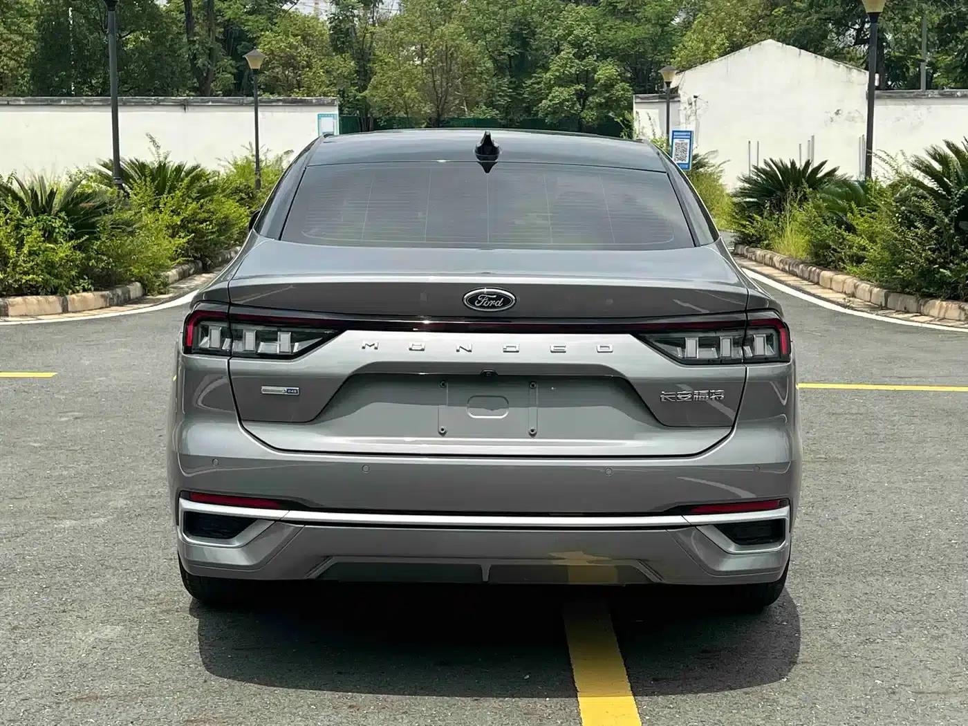 2022 Ford Mondeo EcoBoost 245 Luxury — миниатюра 5