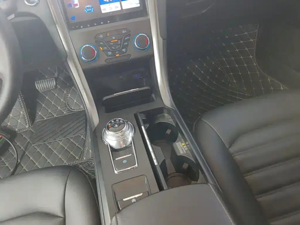 2018 Ford Mondeo EcoBoost 200 Intelligent Fashion Edition (China VI Emission Standard) — миниатюра 14