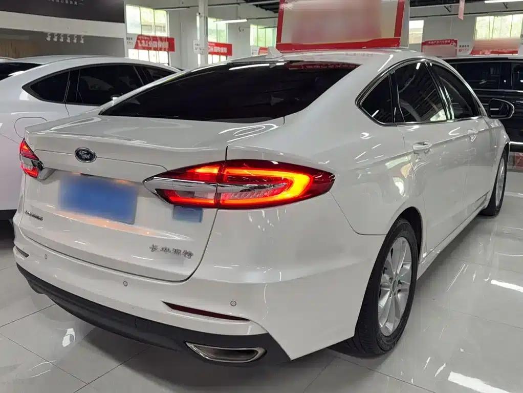 2020 Ford Mondeo EcoBoost 180 Fashion Edition — миниатюра 10