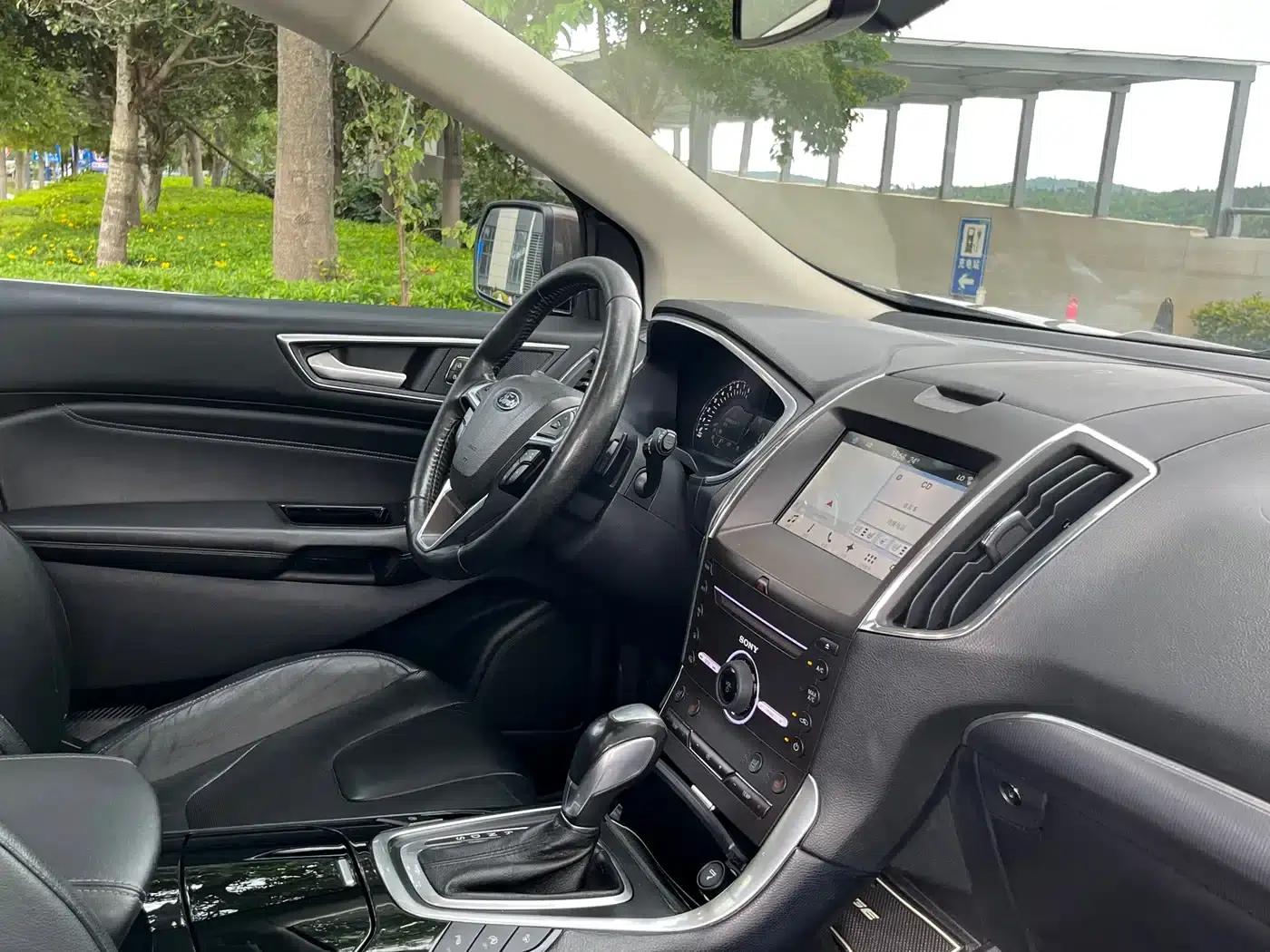 Edge 2016 EcoBoost 245 AWD Premium 7-Seater — миниатюра 14