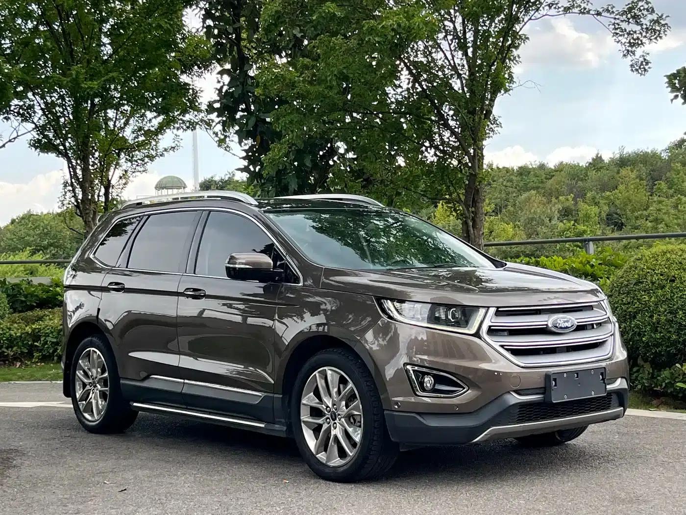 Edge 2016 EcoBoost 245 AWD Premium 7-Seater — миниатюра 3
