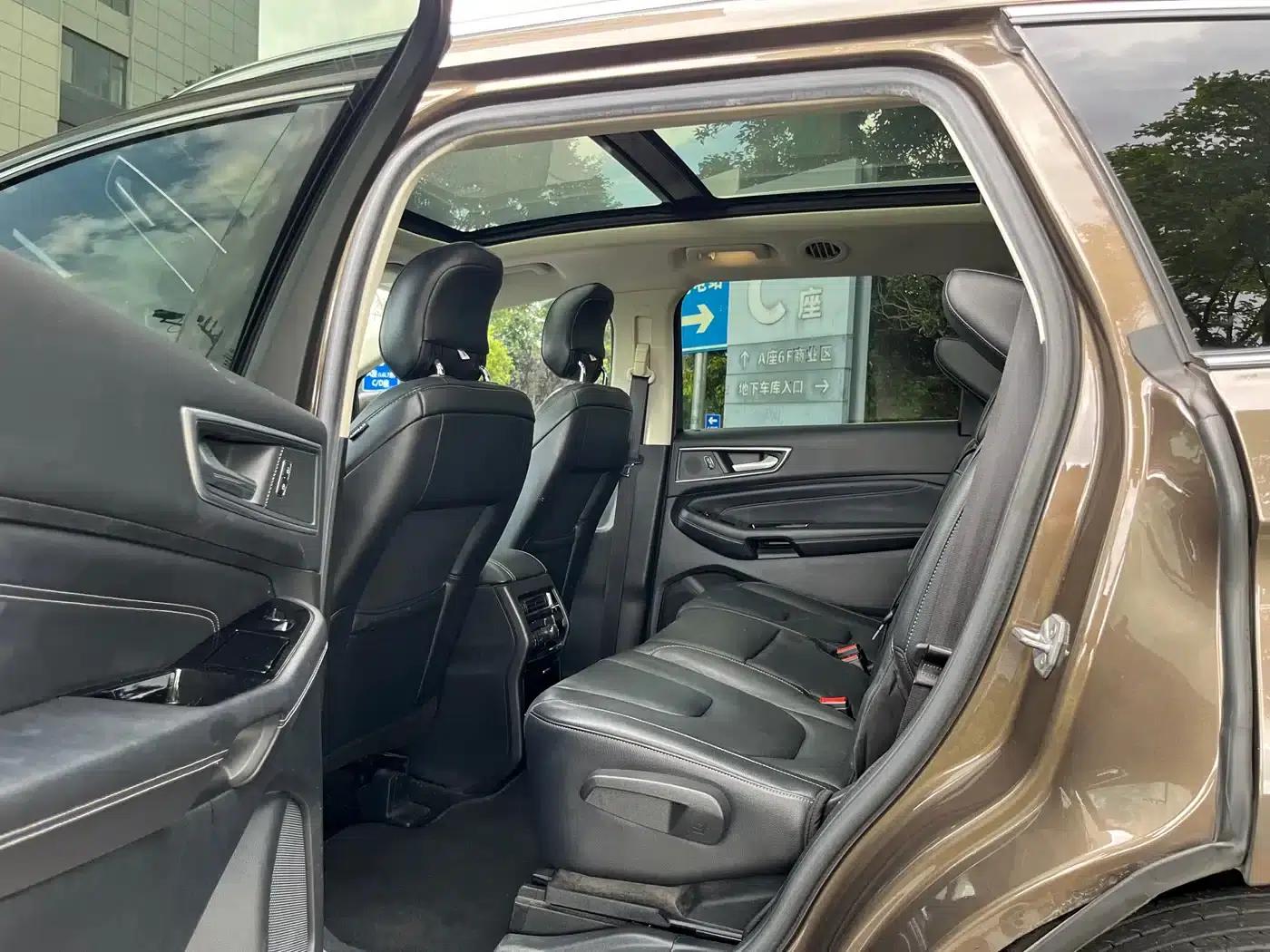 Edge 2016 EcoBoost 245 AWD Premium 7-Seater — миниатюра 5