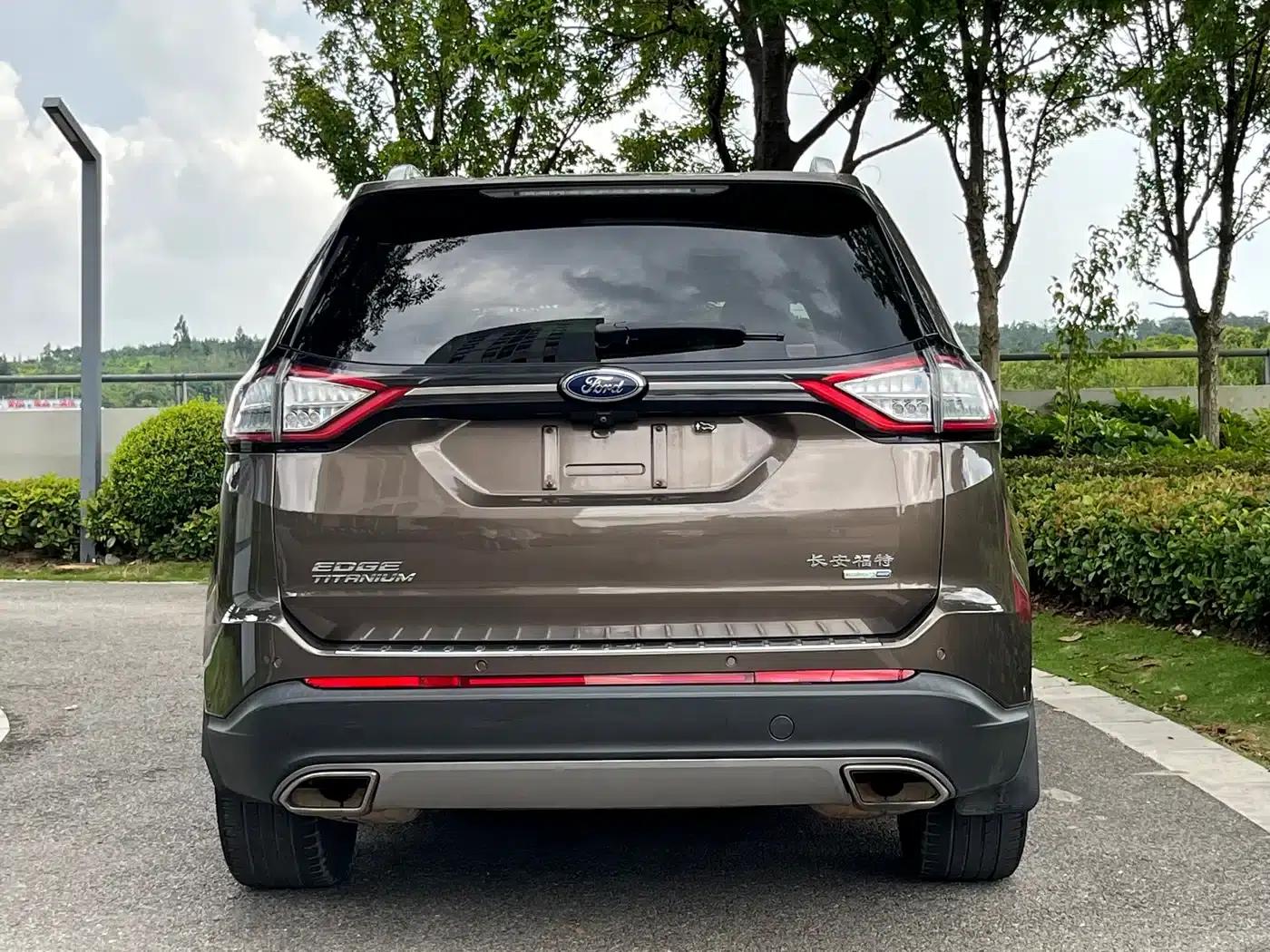 Edge 2016 EcoBoost 245 AWD Premium 7-Seater — миниатюра 8