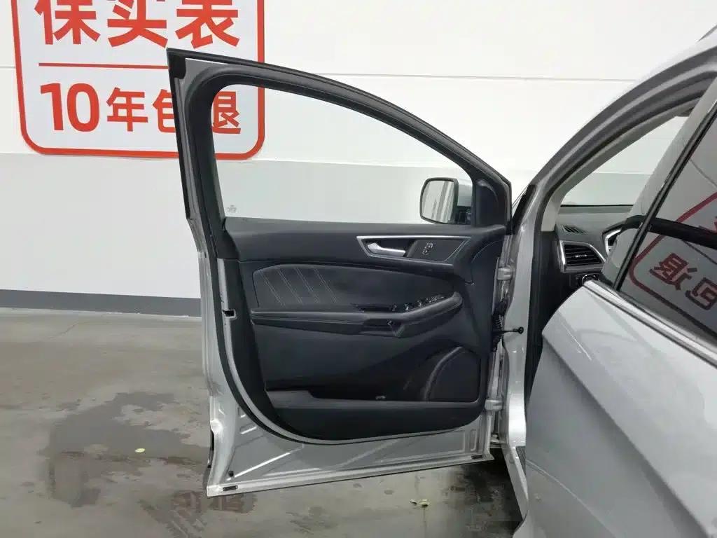 Edge 2015 2.7T GTDi AWD Sport 7-seater — миниатюра 8