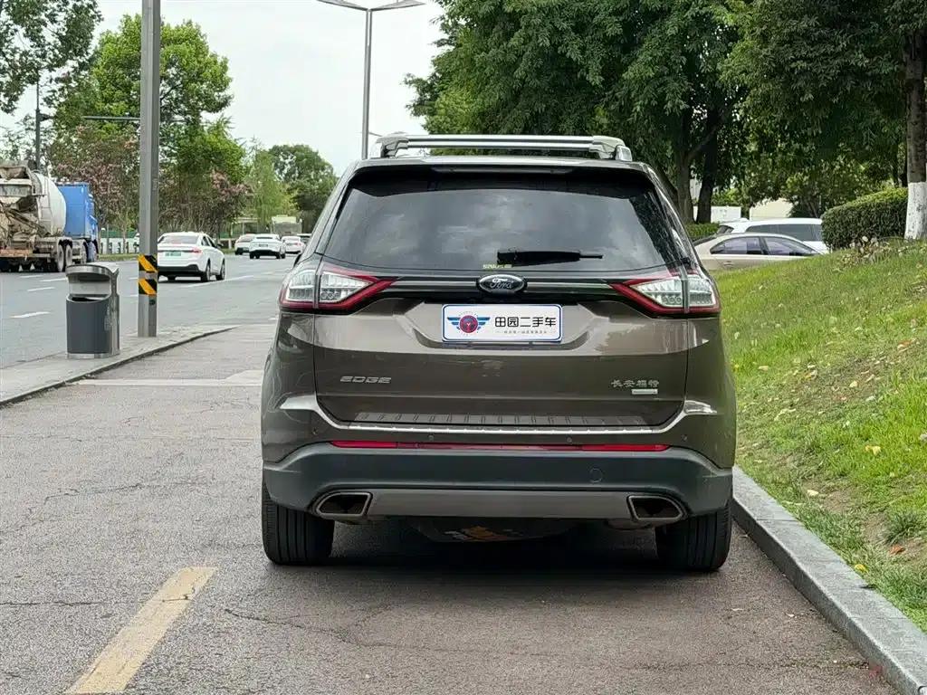 2016 Ford Edge EcoBoost 245 2WD Luxury 7-seater — миниатюра 5