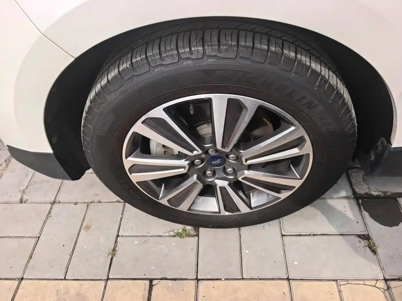 Edge 2021 PLUS EcoBoost 245 2WD Platinum Edition 5-seater — миниатюра 12
