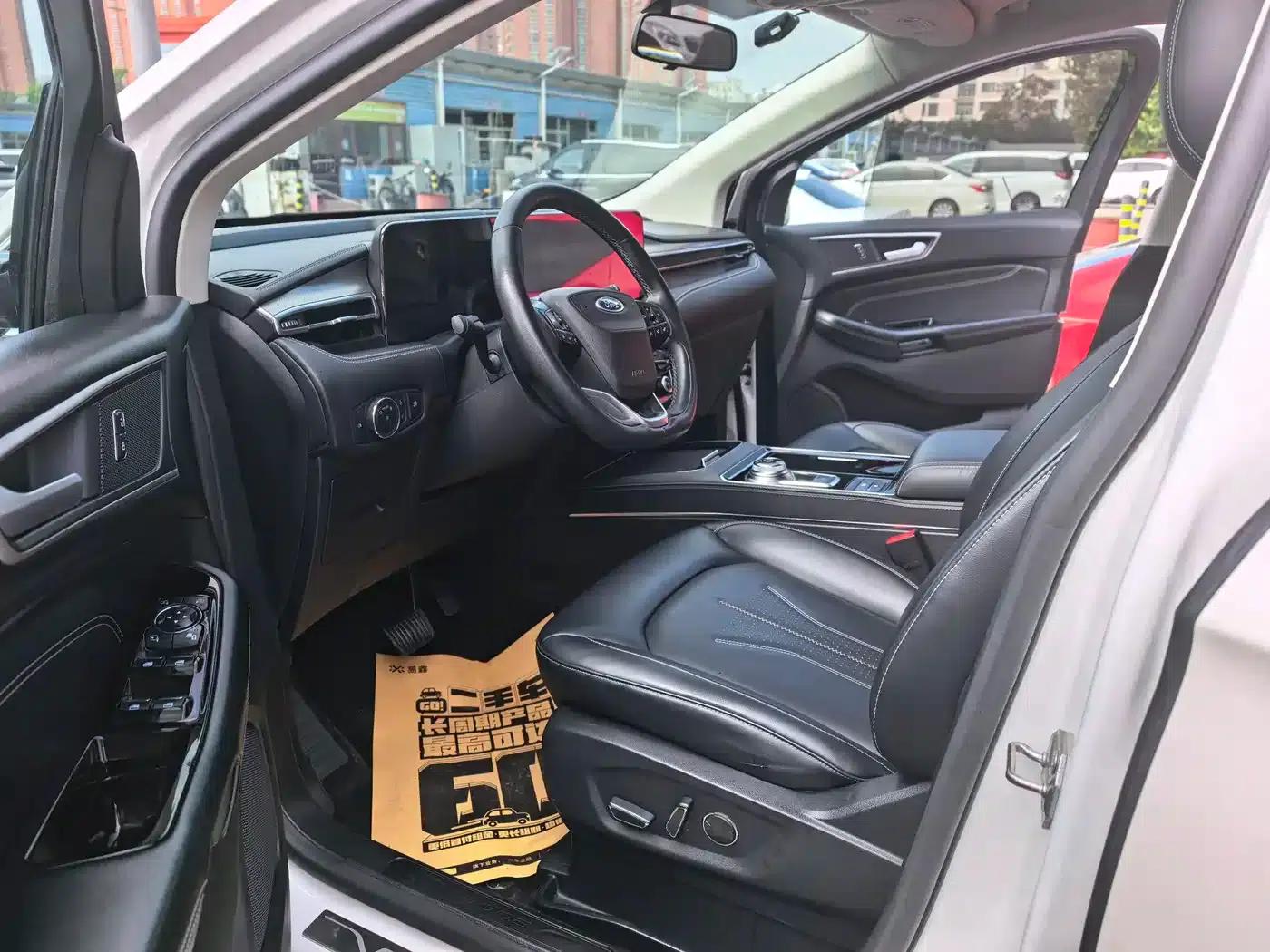 Edge 2021 PLUS EcoBoost 245 2WD Platinum Edition 5-seater — миниатюра 4