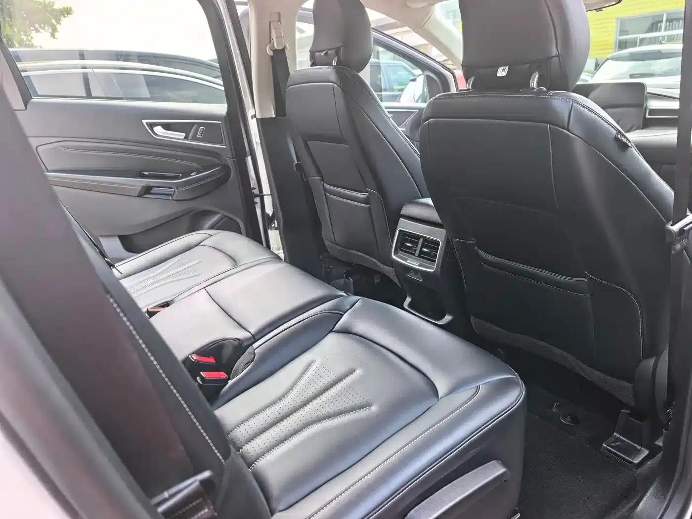 Edge 2021 PLUS EcoBoost 245 2WD Platinum Edition 5-seater — миниатюра 7