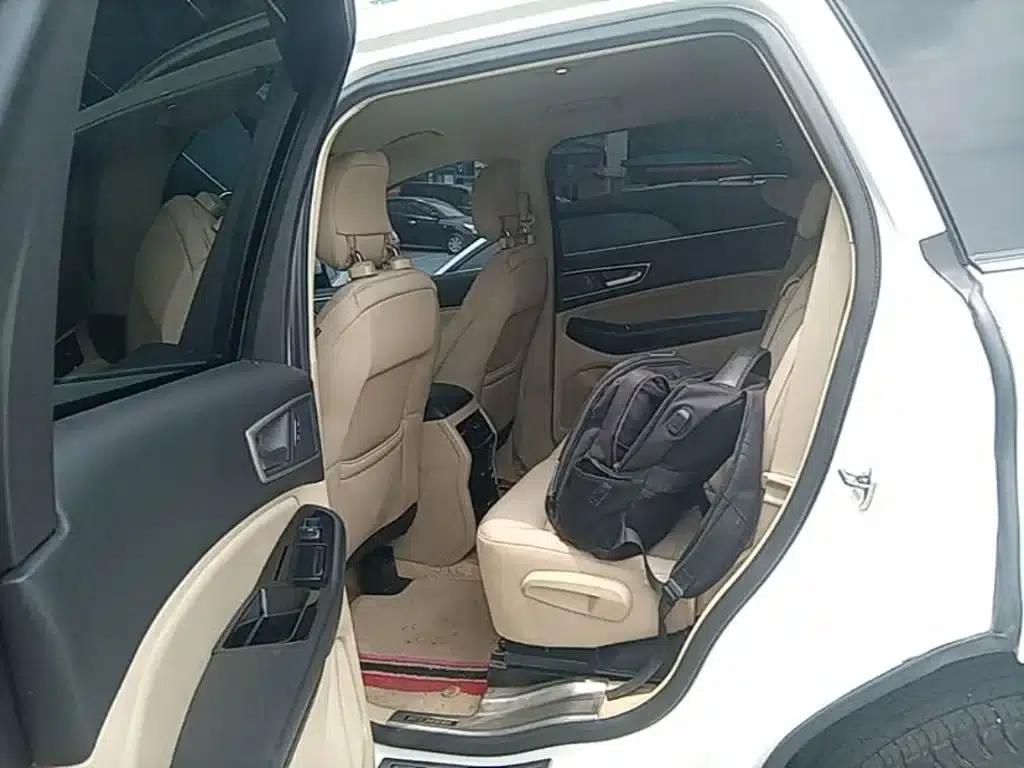 2016 Ford Edge EcoBoost 245 2WD Elite 5-seater — миниатюра 13