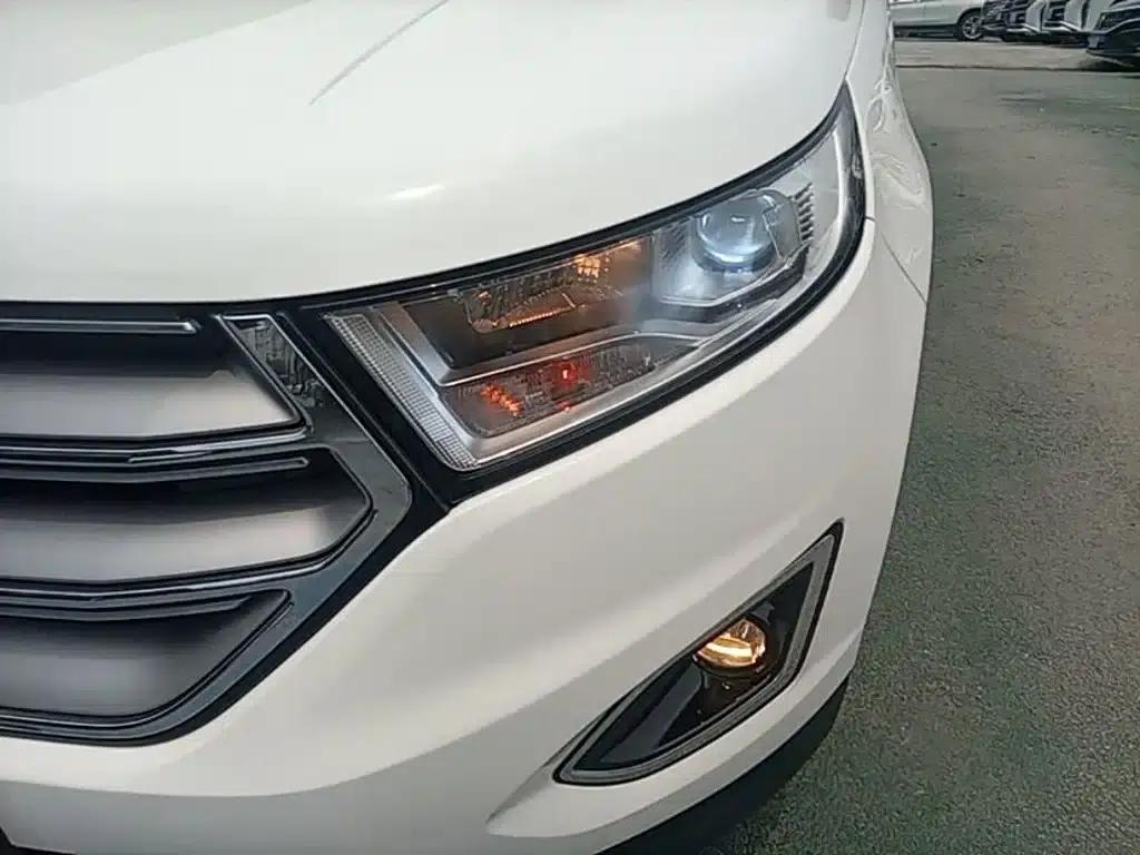 2016 Ford Edge EcoBoost 245 2WD Elite 5-seater — миниатюра 18