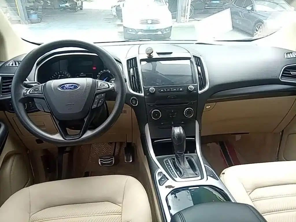 2016 Ford Edge EcoBoost 245 2WD Elite 5-seater — миниатюра 6