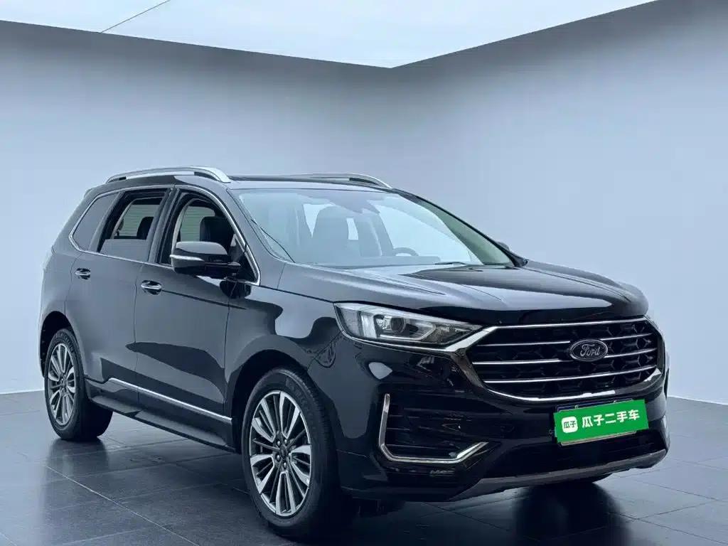 2020 Ford Edge EcoBoost 245 2WD Luxury 7-seater — миниатюра 4