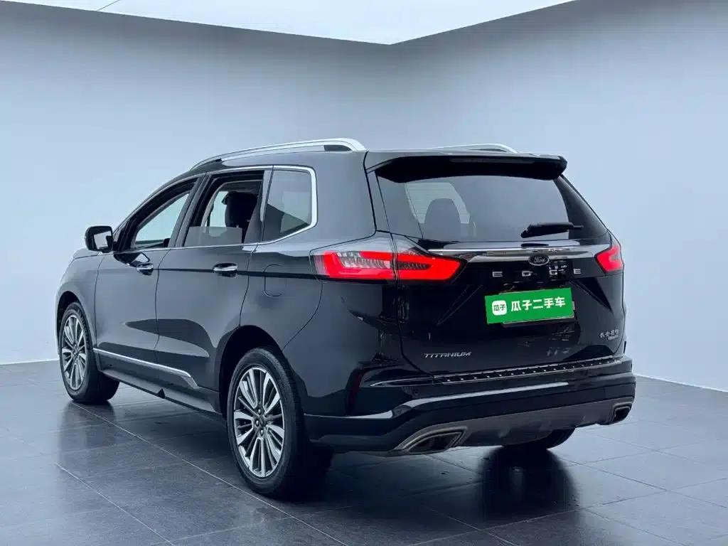 2020 Ford Edge EcoBoost 245 2WD Luxury 7-seater — миниатюра 5