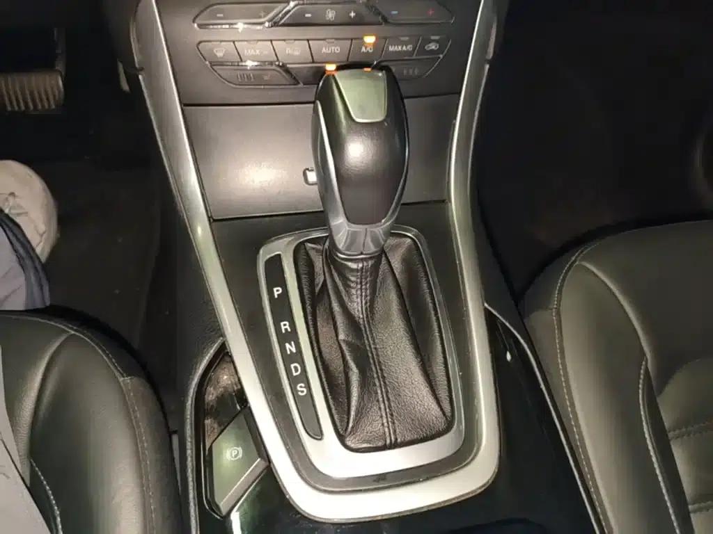 2016 Ford Edge EcoBoost 245 2WD Luxury 7-seater — миниатюра 14