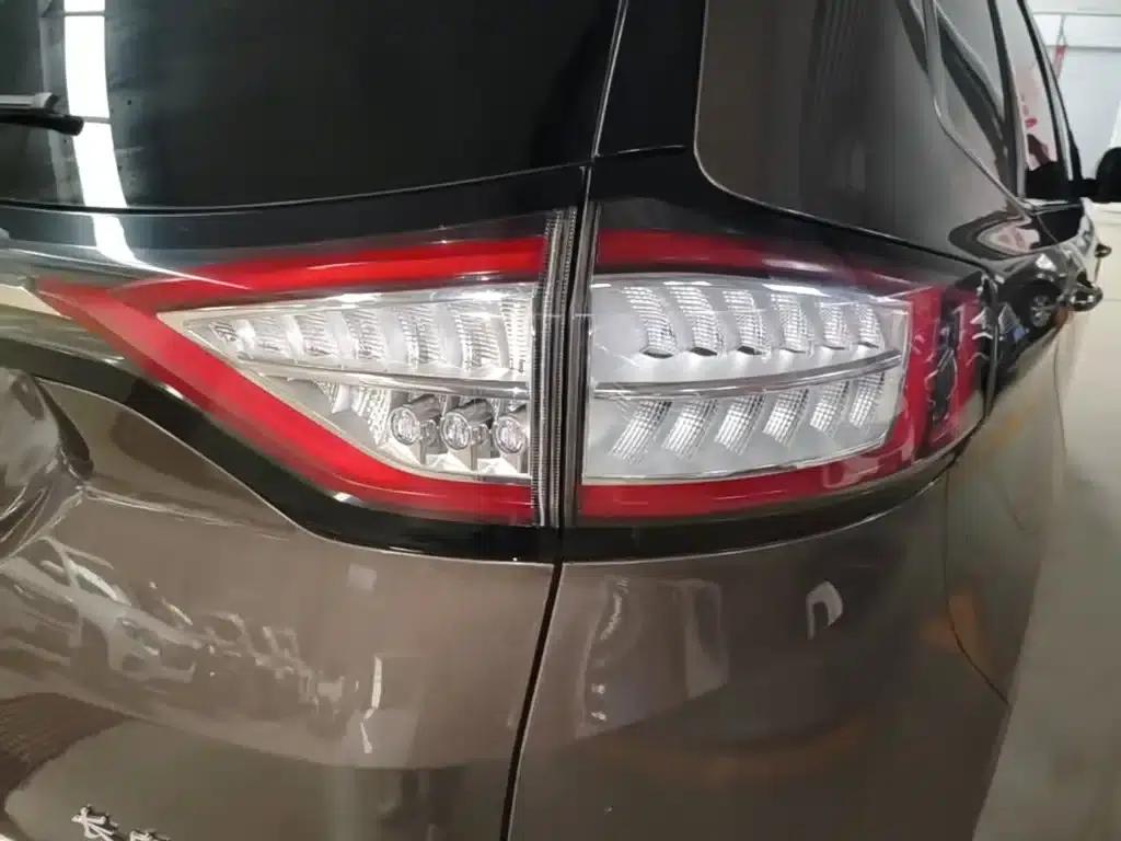 2016 Ford Edge EcoBoost 245 2WD Luxury 7-seater — миниатюра 8