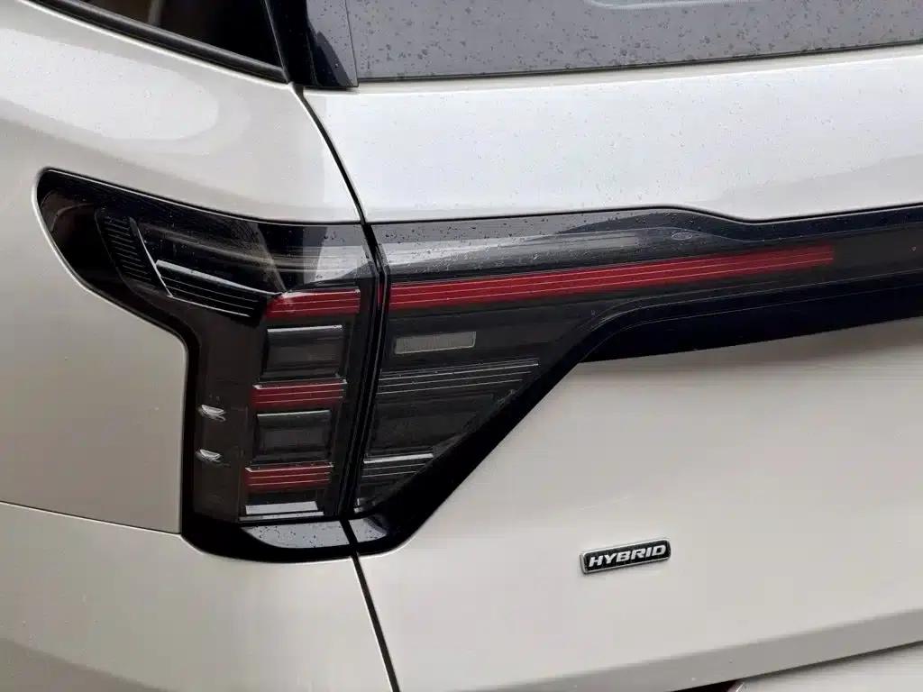 2023 Ford Edge L 2.0T EcoBoost E Hybrid 2WD 7-Seat Luxury — миниатюра 14