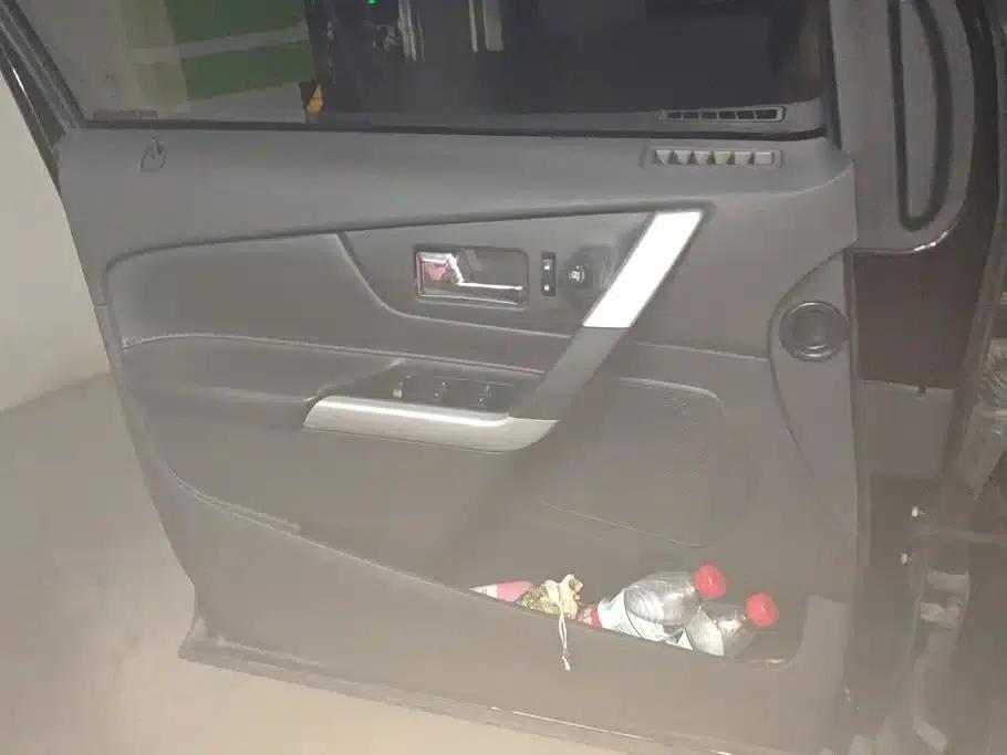 2012 Ford Edge (Imported) 2.0T Elite Sunroof Edition — миниатюра 7