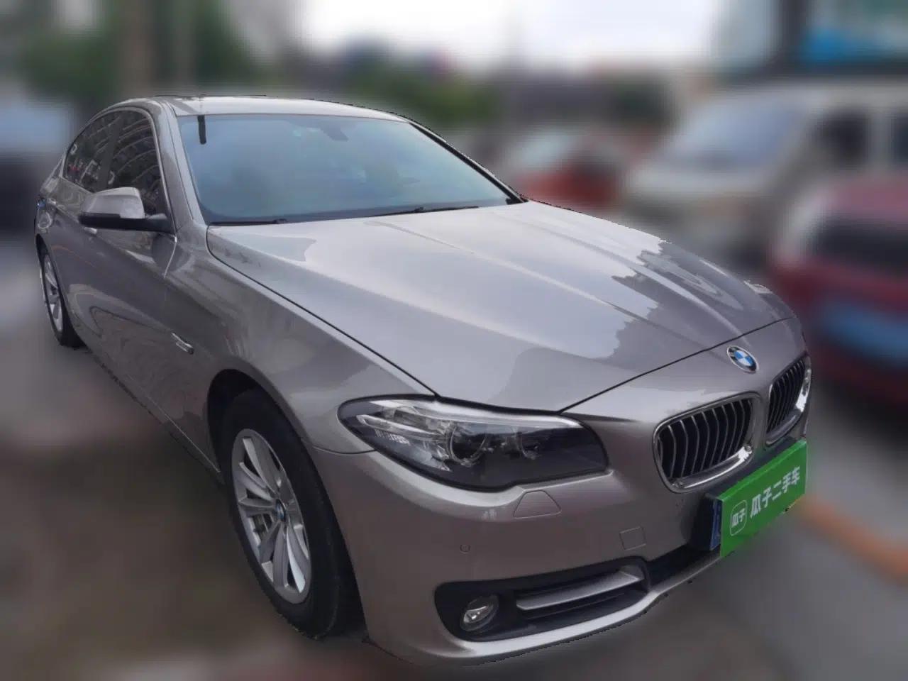BMW 5 Series 2015 520i Elegant Edition — миниатюра 3