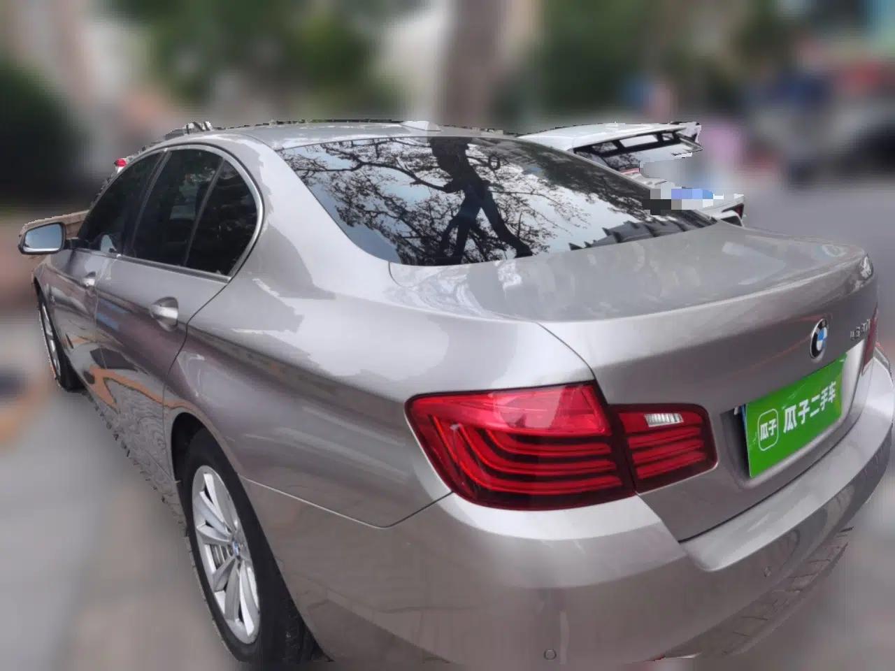 BMW 5 Series 2015 520i Elegant Edition — миниатюра 4