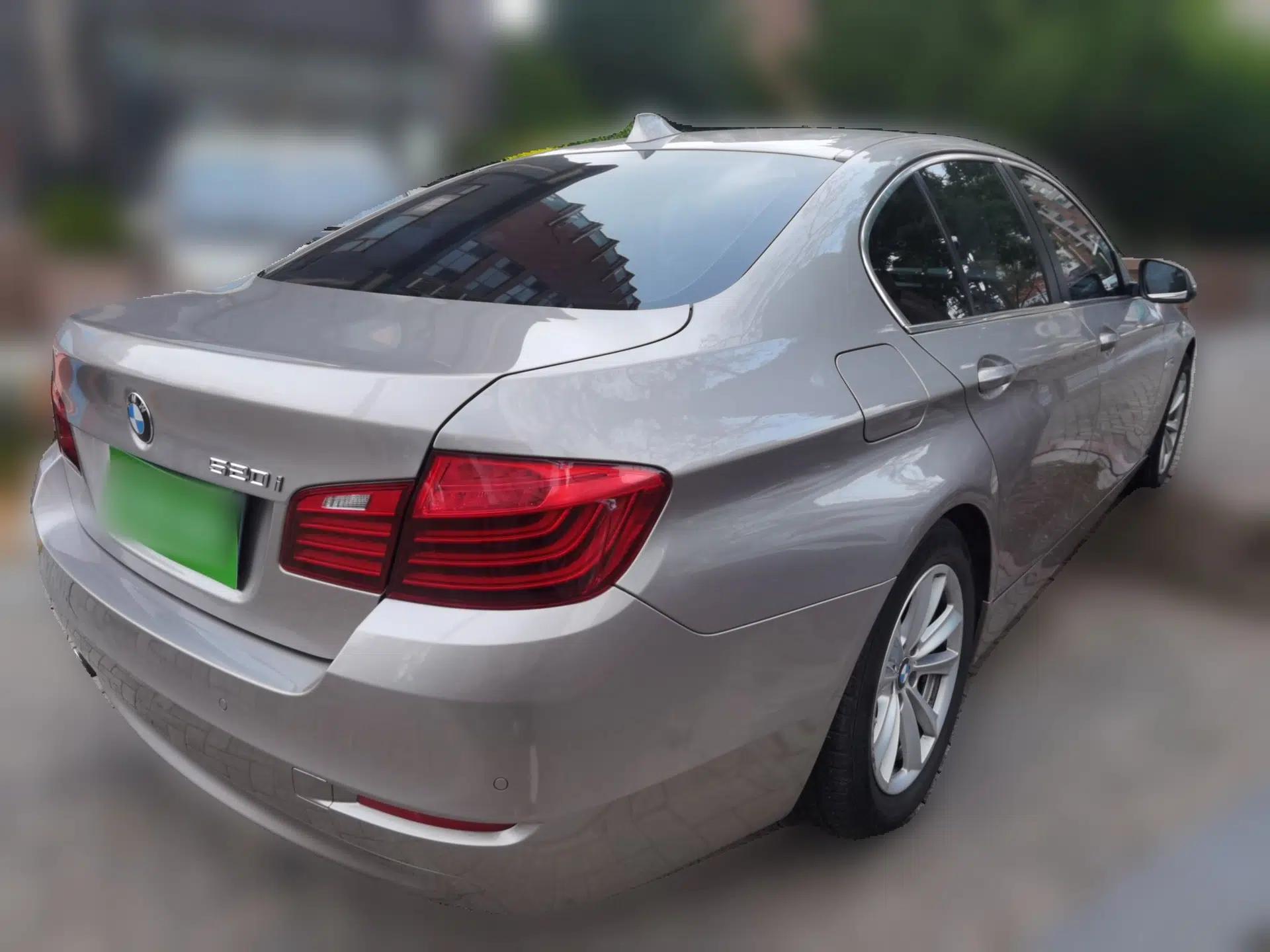 BMW 5 Series 2015 520i Elegant Edition — миниатюра 6