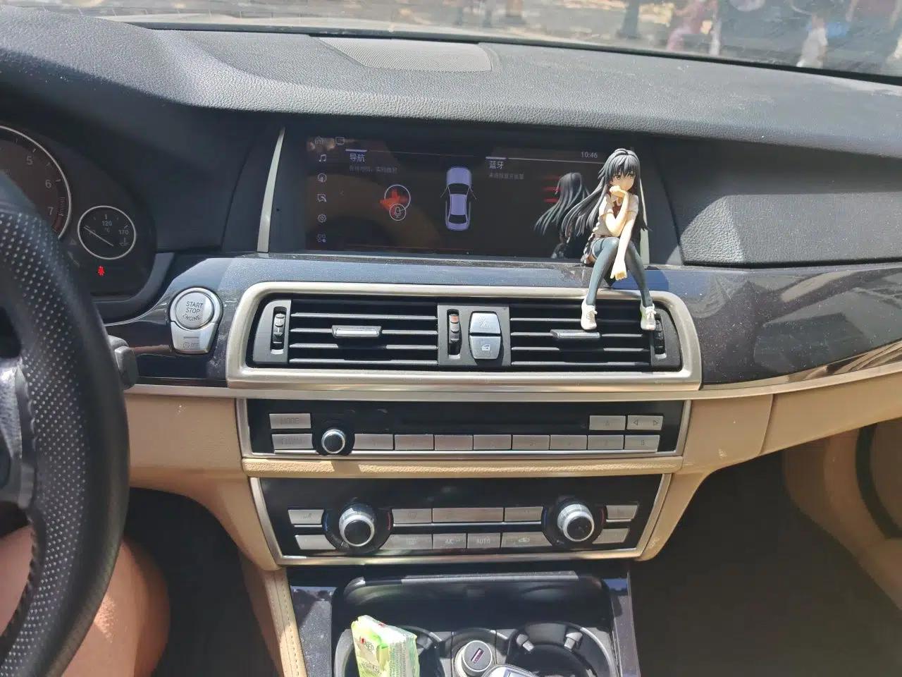 BMW 5 Series 2013 520Li Elegant Edition — миниатюра 13