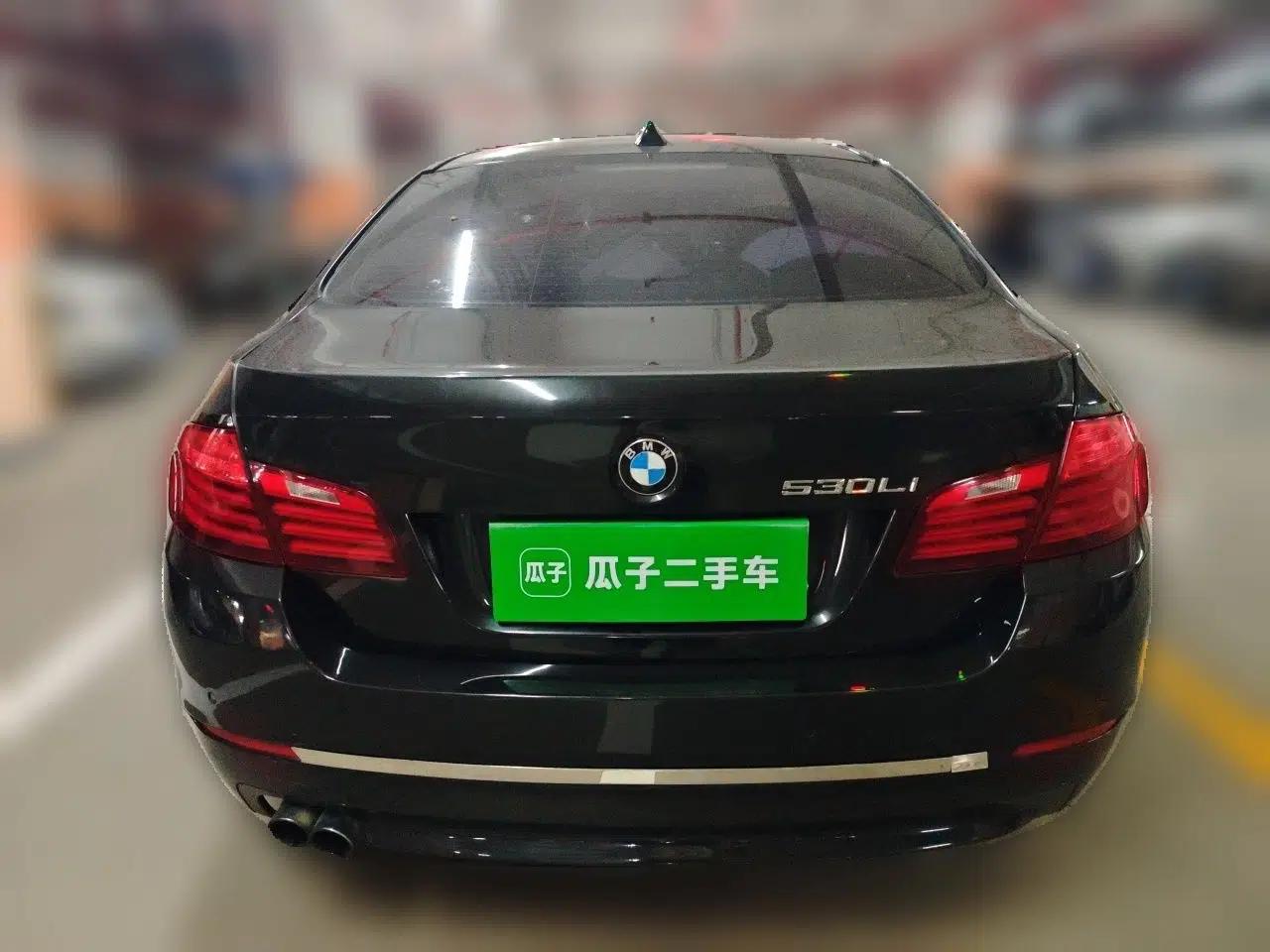 BMW 5 Series 2014 520Li Elegant Model — миниатюра 5