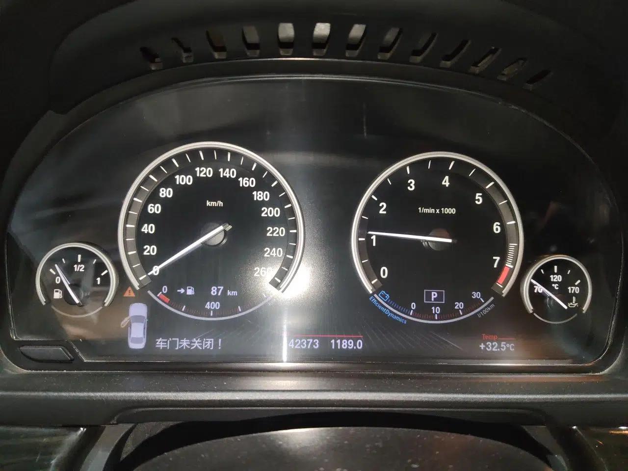 BMW 5 Series 2011 535i Sport Edition — миниатюра 11