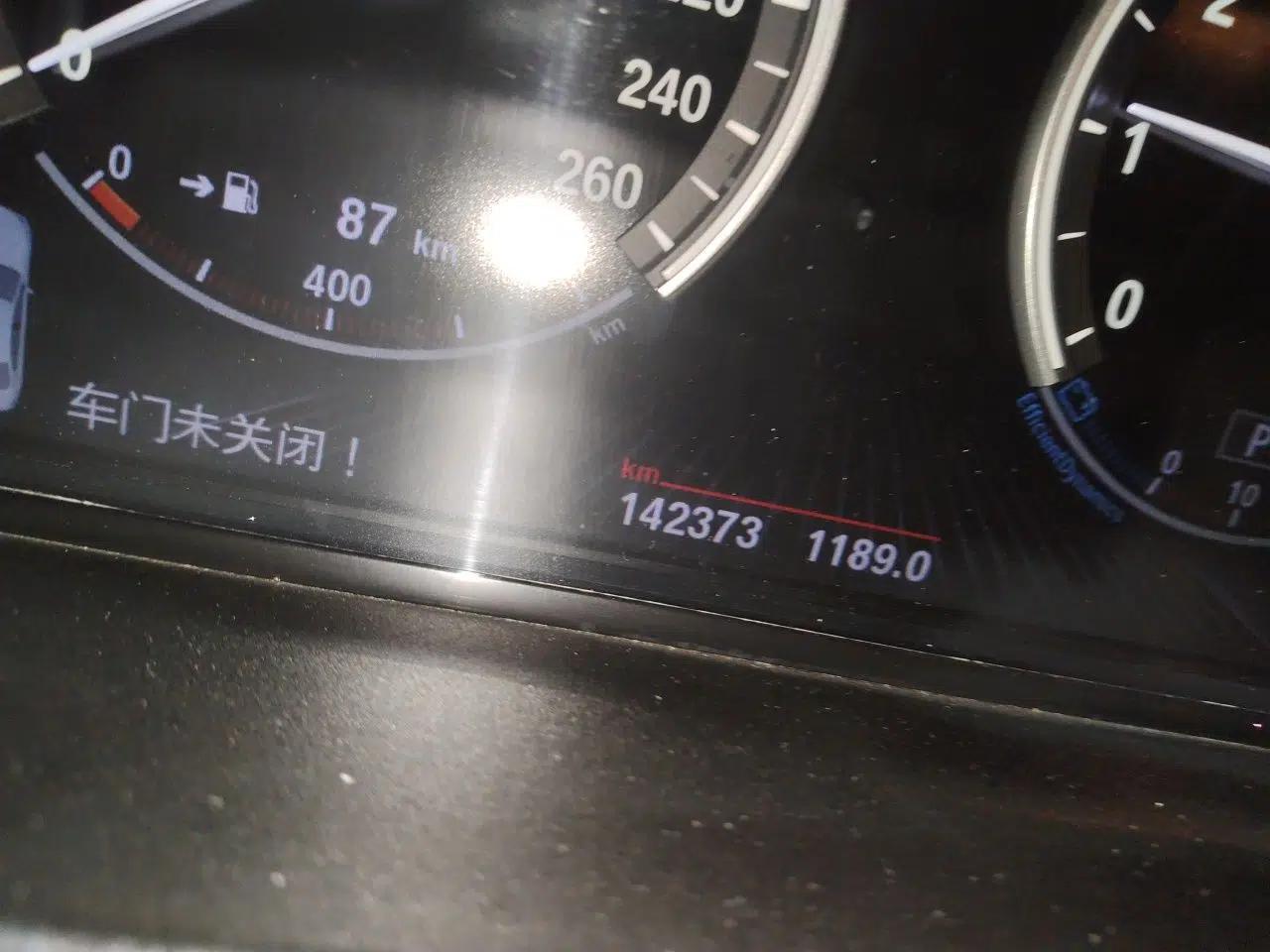 BMW 5 Series 2011 535i Sport Edition — миниатюра 12