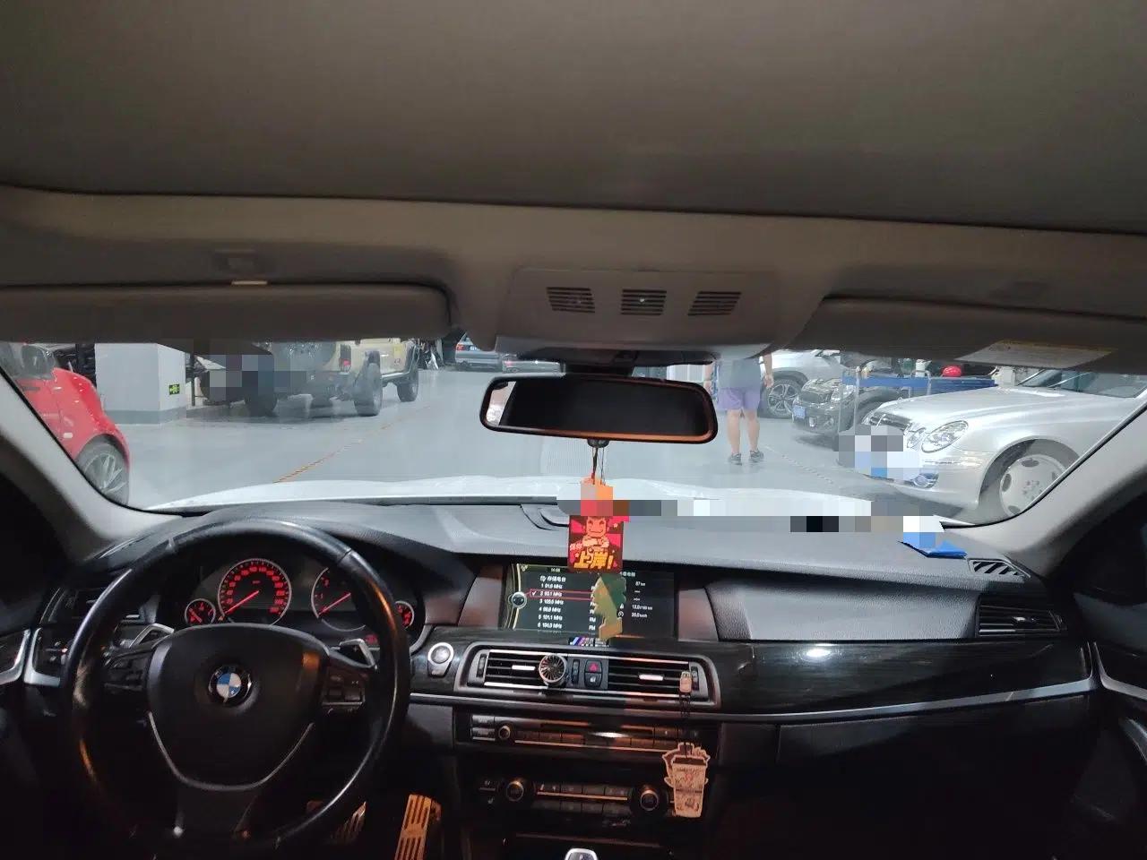 BMW 5 Series 2011 535i Sport Edition — миниатюра 18