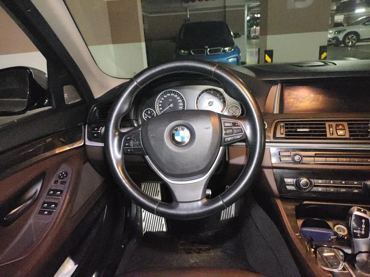 BMW 5 Series 2014 525Li Luxury Design Package — миниатюра 10
