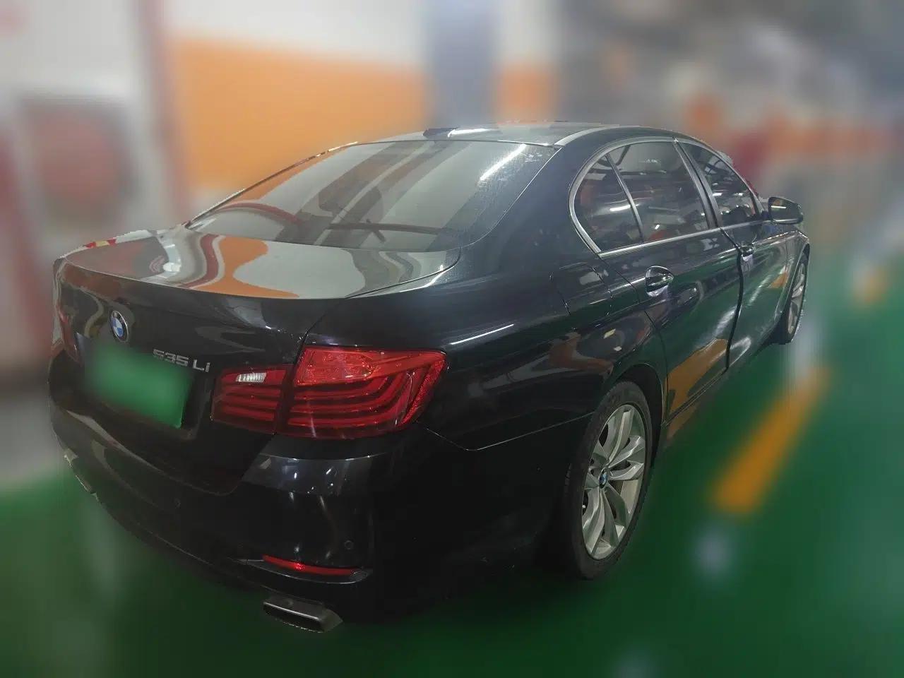 BMW 5 Series 2015 535Li Leading Model — миниатюра 6