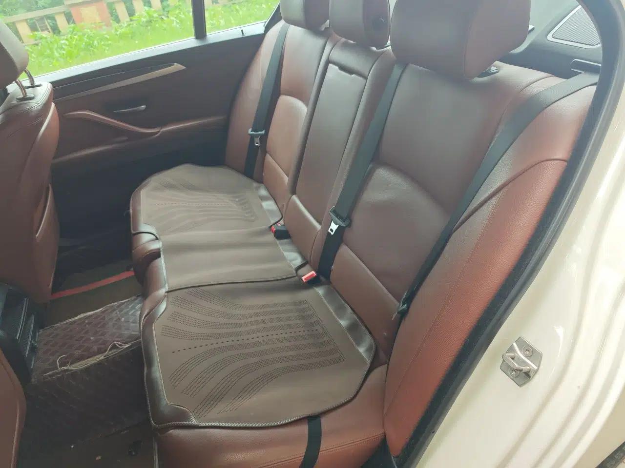 BMW 5 Series 2017 520Li Elegant Edition — миниатюра 17