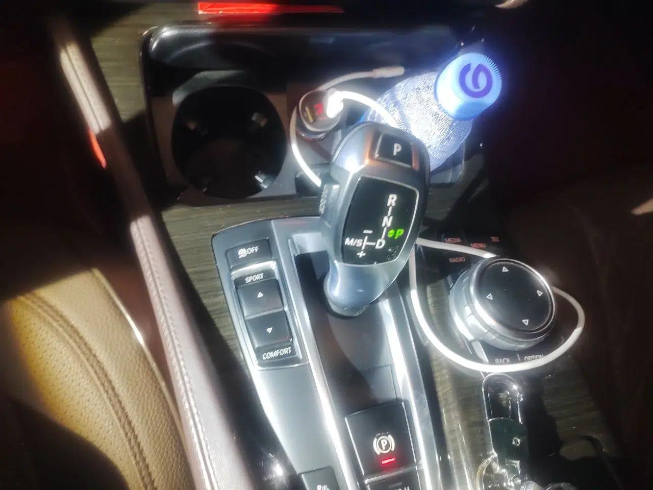BMW 5 Series 2014 525Li Luxury Design Package — миниатюра 14