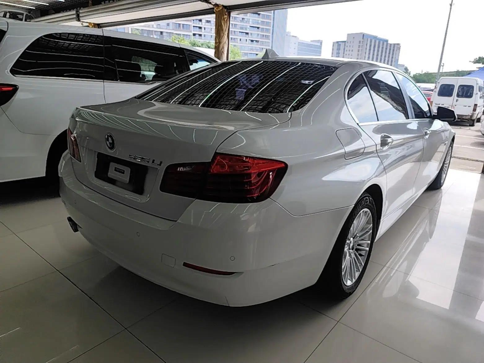 BMW 5 Series 2014 525Li Leading Model — миниатюра 6