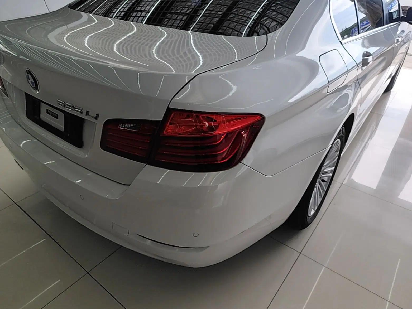 BMW 5 Series 2014 525Li Leading Model — миниатюра 9